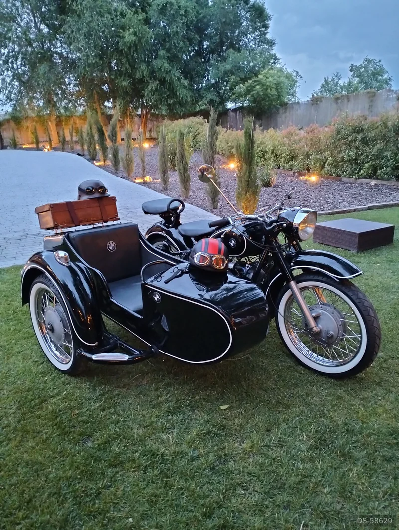 1963 BMW R71 in Madrid 2