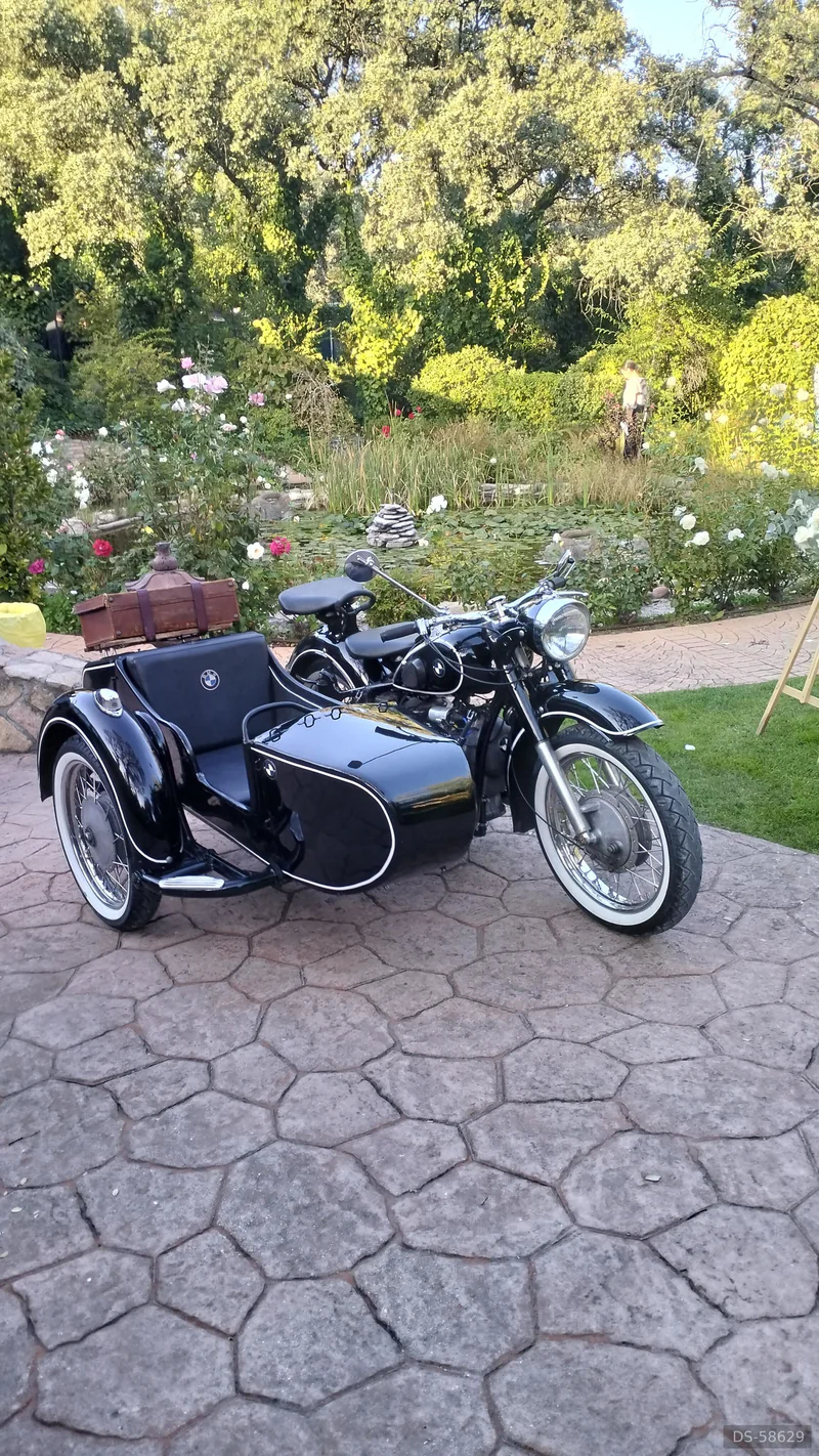 1963 BMW R71 in Madrid 4