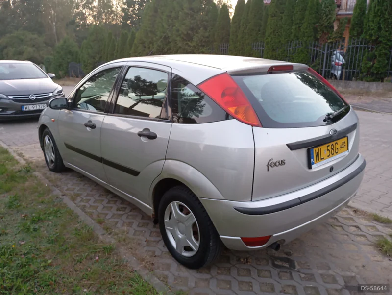 2001 Ford Focus Mk1 in Janówek Pierwszy 6