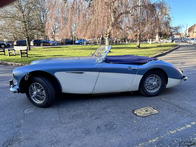 1957 Austin Healey 100-6 in Lane End 3