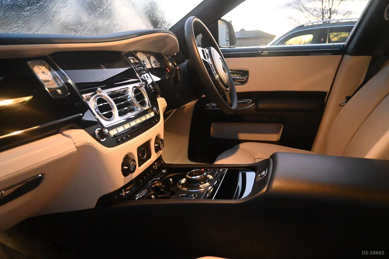 2021 Rolls-Royce Ghost in North Lanarkshire 9