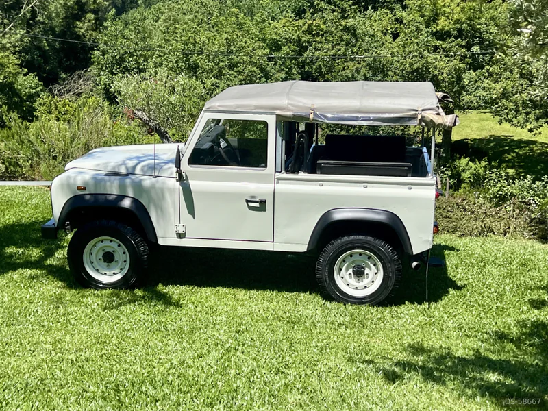 2000 Land Rover Defender Td5 in Penafiel 6