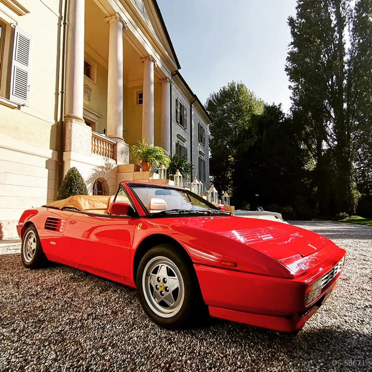 1989 Ferrari Mondial T Cabriolet