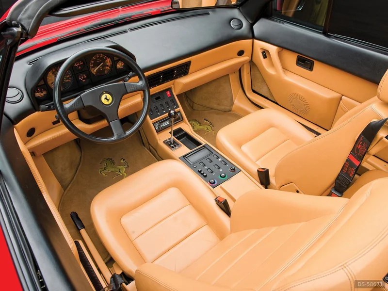 1989 Ferrari Mondial T Cabriolet in Castiglione Delle Stiviere 10