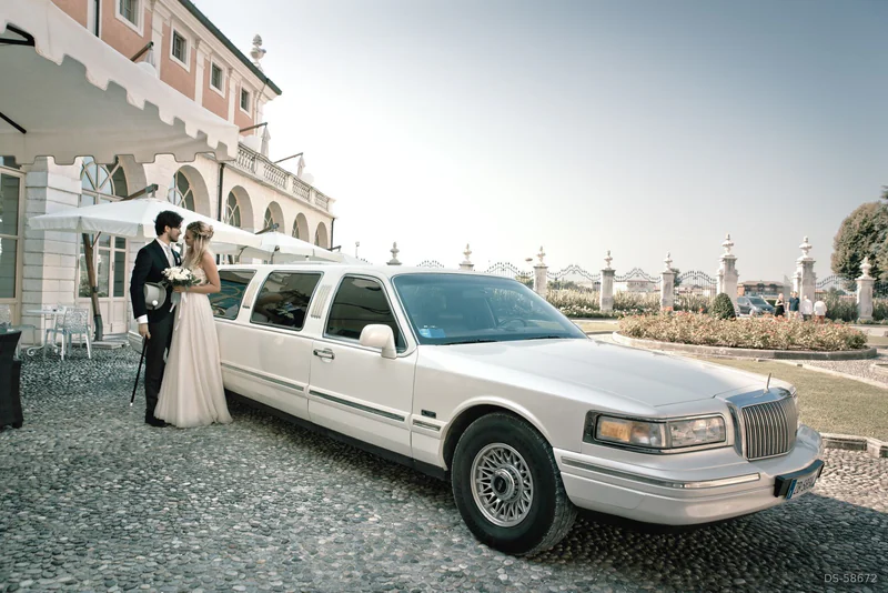 1997 Ford Lincoln Town Car Limousine in Castiglione Delle Stiviere 3