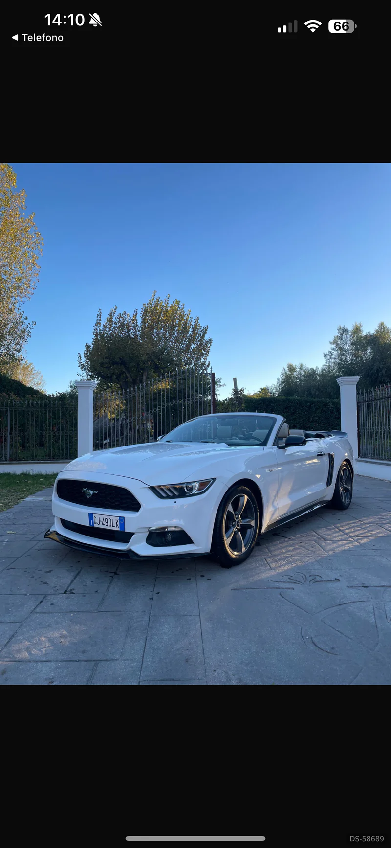 2017 Ford Mustang Cabrio in Napoli