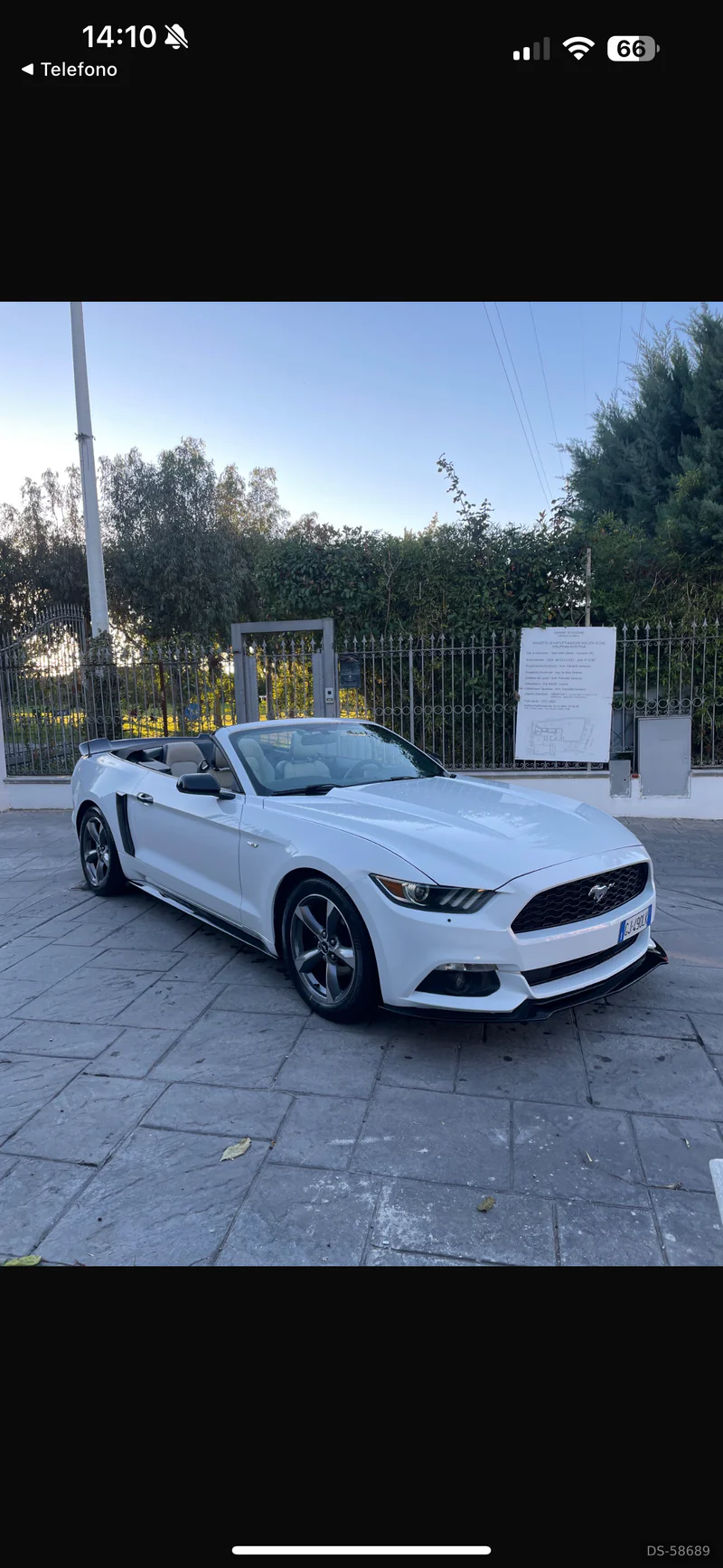 2017 Ford Mustang Cabrio in Napoli 2