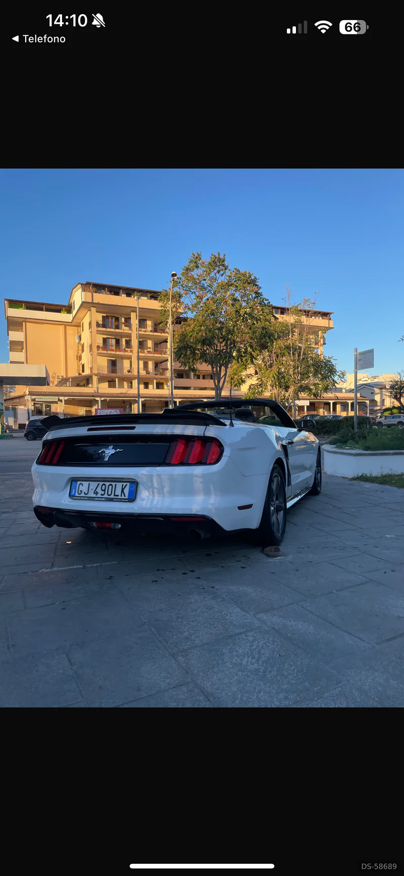2017 Ford Mustang Cabrio in Napoli 4