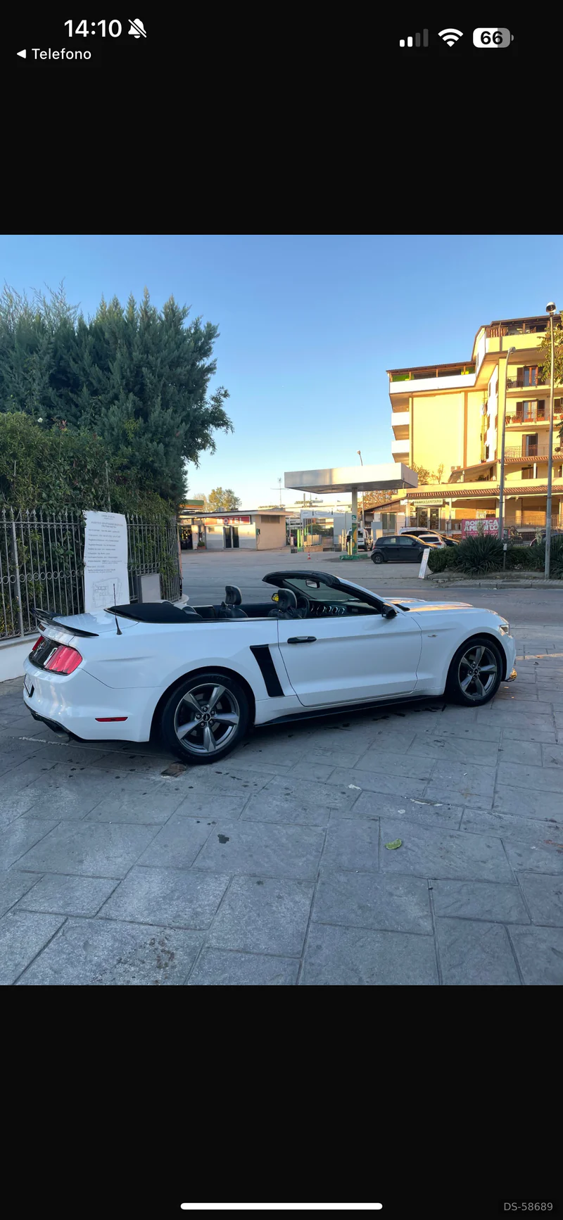 2017 Ford Mustang Cabrio in Napoli 5
