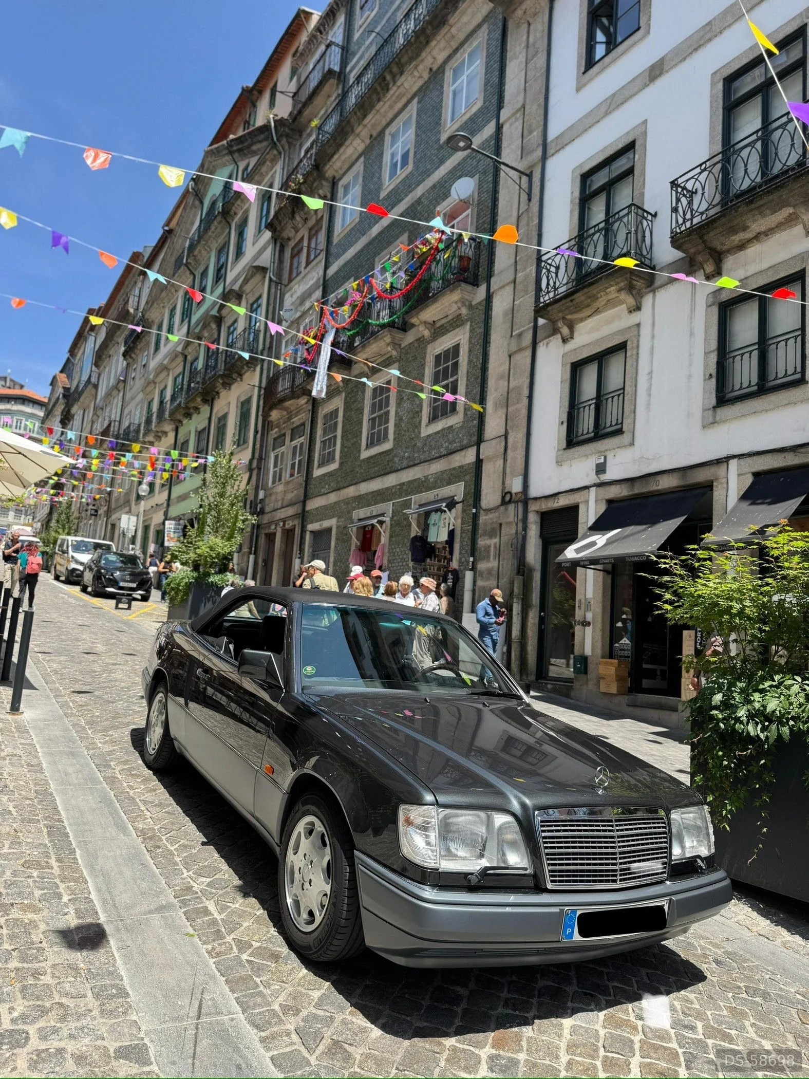 1995 Mercedes-Benz C124 Cabrio