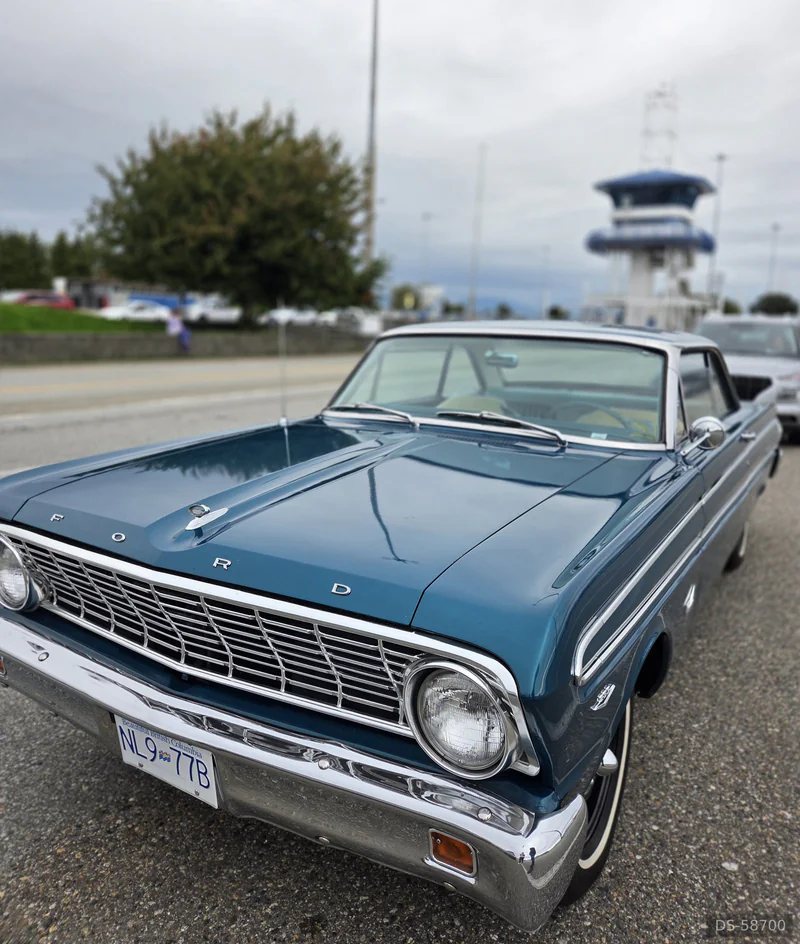 1964 Ford Falcon Futura in White Rock 1