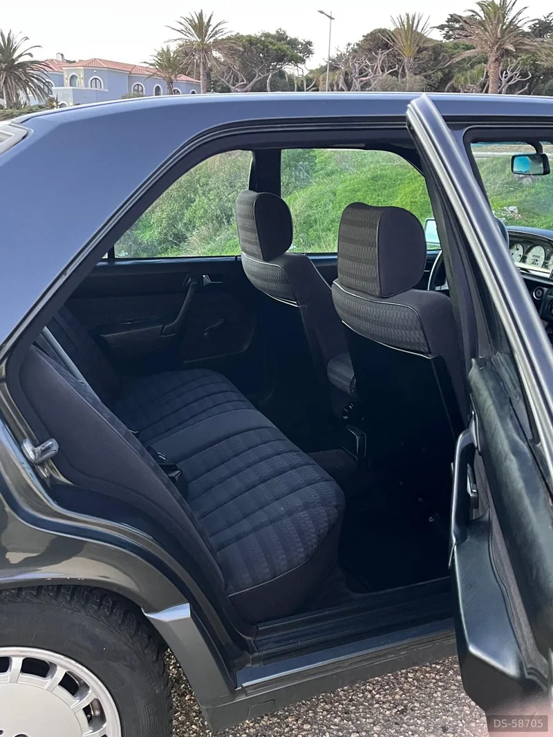 1992 Mercedes-Benz 190d in Lisboa 8