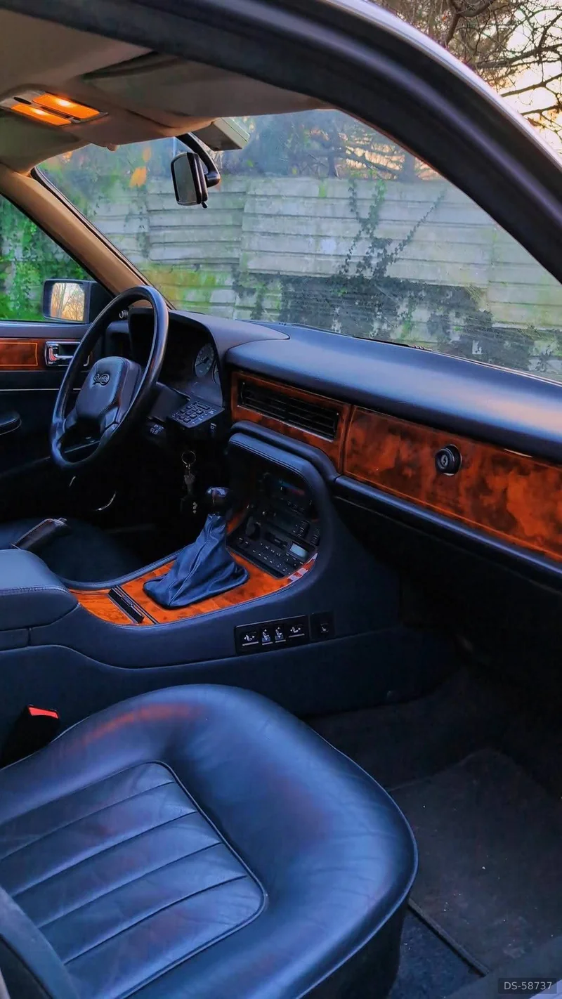 1988 Daimler Sovereign Xj40 in Gondomar 4