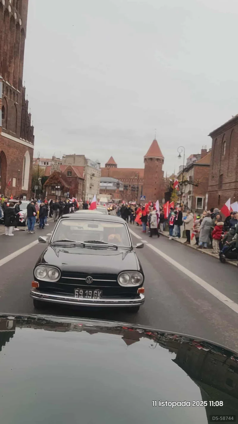1970 Volkswagen 411 in Gdańsk 10