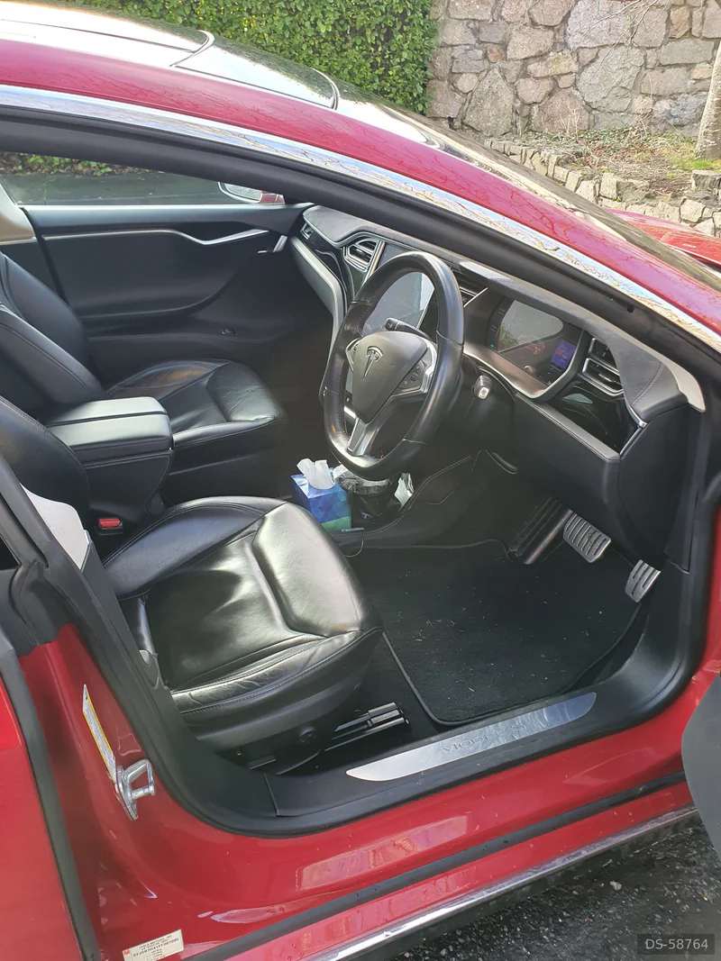 2015 Tesla S P 85 D in Galway 9