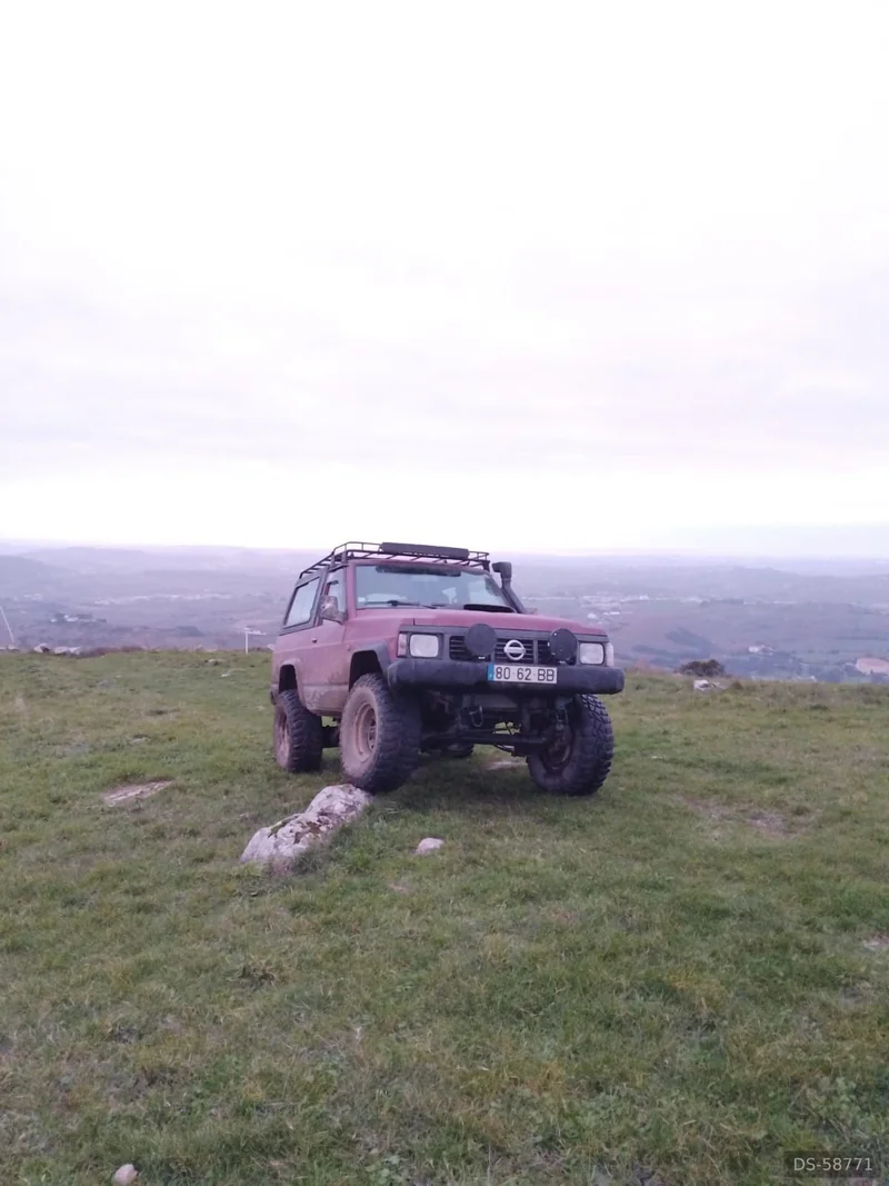 1992 Nissan Patrol in Vila Franca De Xira 4