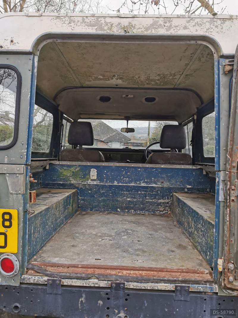 1985 Land Rover Defender 90 in Hastings 5