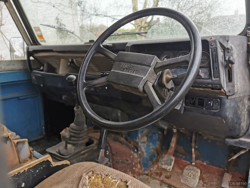 1985 Land Rover Defender 90 in Hastings 7