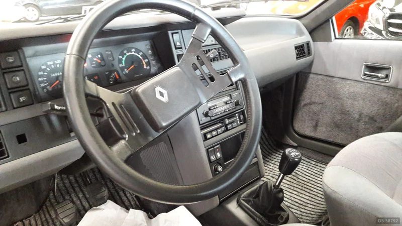1985 Renault Fuego in Villardompardo 5