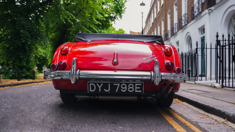 1967 Austin Healey 3000 Mk3 in London 4