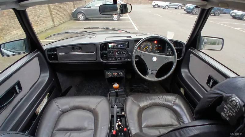 1987 Saab 900i Jubilee in London 7