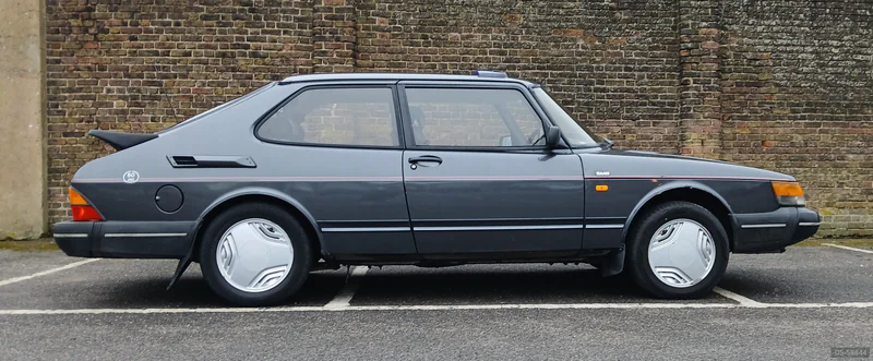 1987 Saab 900i Jubilee in London 5