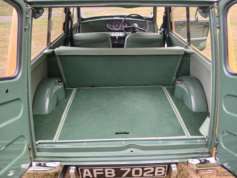 1964 Austin Mini Coutryman in Bynea, Llanelli 8