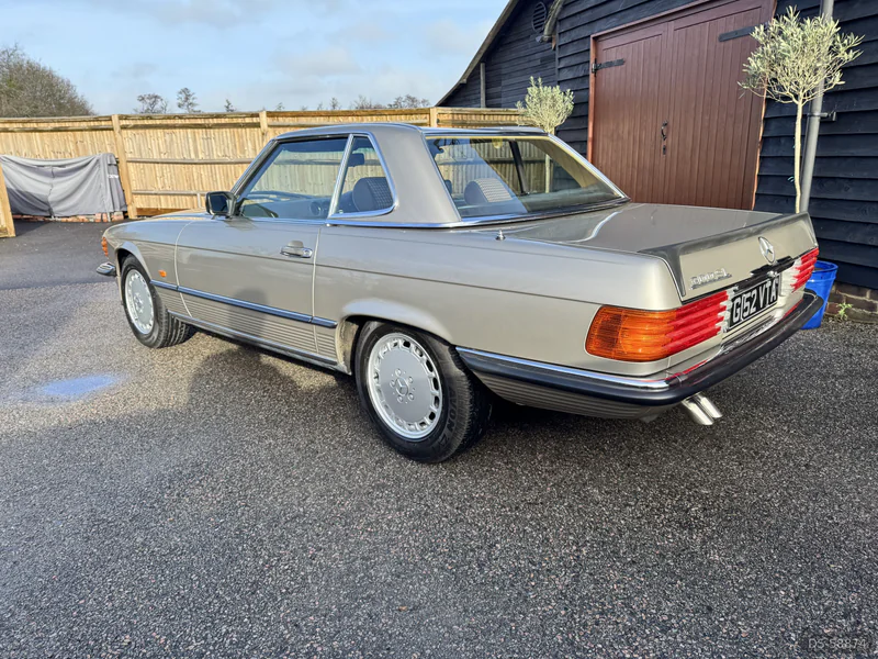 1989 Mercedes-Benz 300sl R107 in Horsham 5