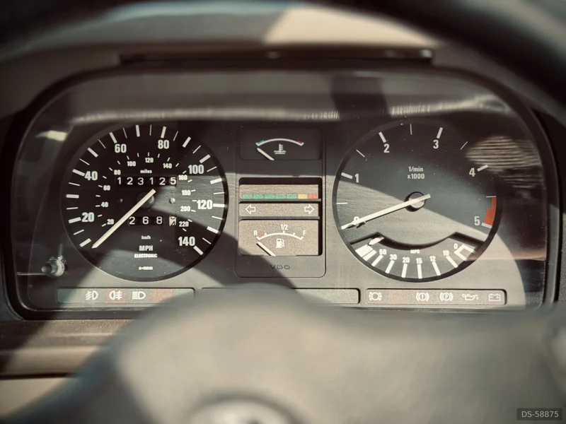 1987 BMW 525e E28 in Horsham 7