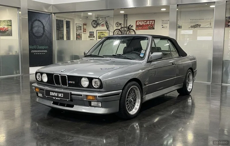 1991 BMW E30 M3 in West Yorkshire 5