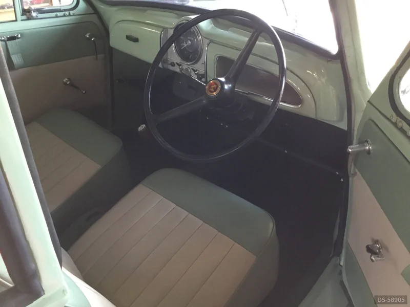 1968 Morris Minor in Callander 7
