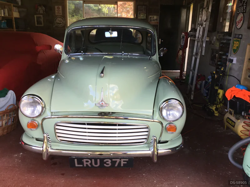 1968 Morris Minor in Callander 5