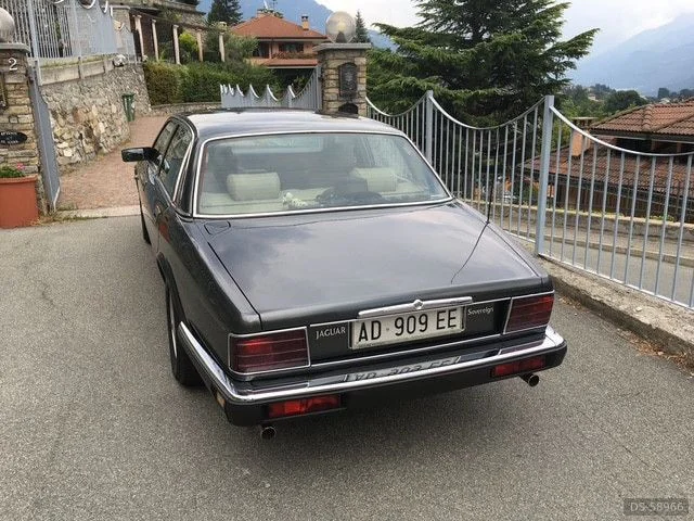 1989 Jaguar Xj Sovereign in Aosta 2