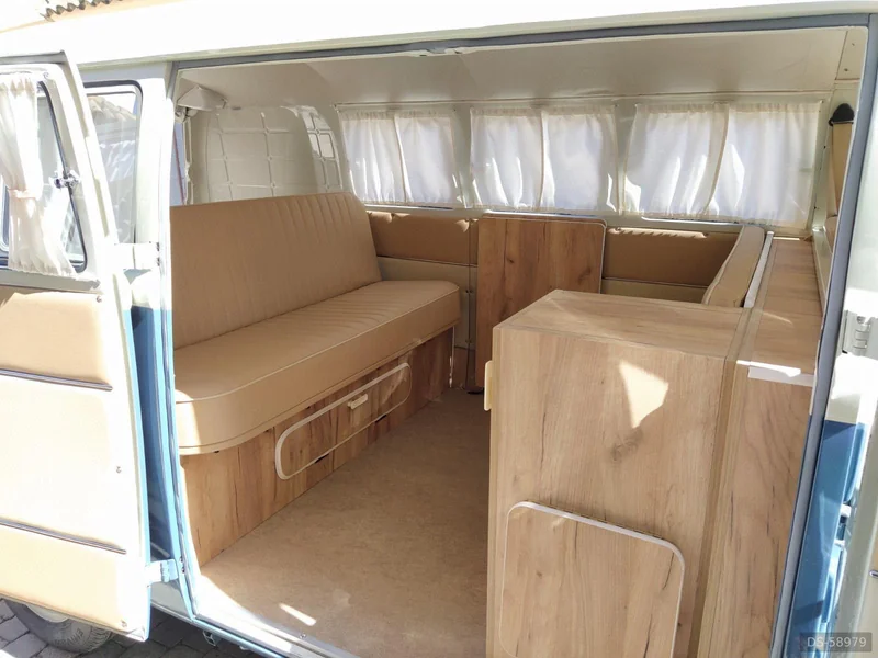 1965 Volkswagen T1 in Barcelona 5