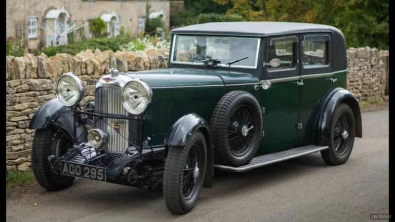 1933 Lagonda Saloon in London