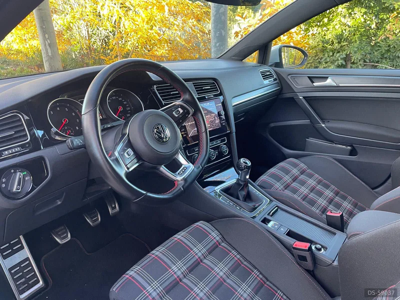 2017 Volkswagen Gti in Muro De Alcoy 5