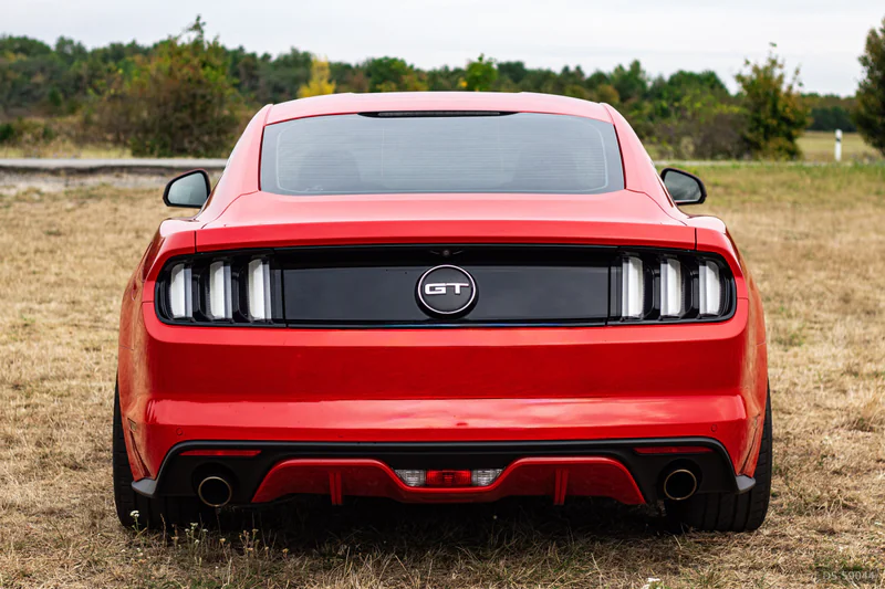 2016 Ford Mustang Gt 5.0 V8 in Brno 3