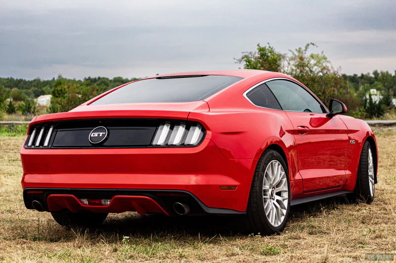 2016 Ford Mustang Gt 5.0 V8 in Brno 5
