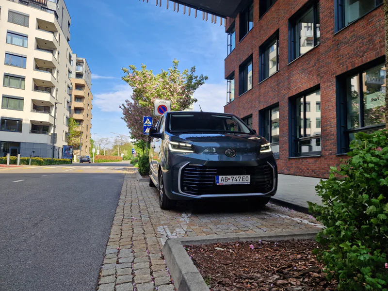 2025 Toyota Proace Verso in Hviezdoslavov