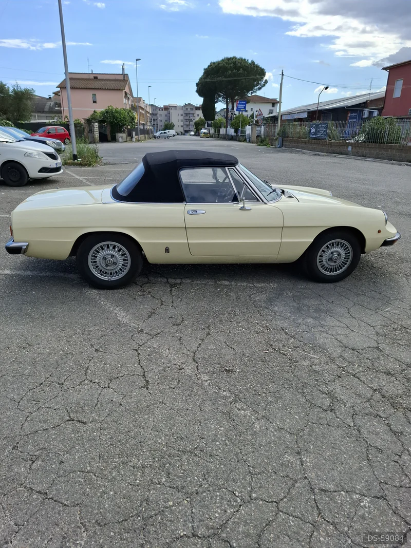 1982 Alfa Romeo Spider 1600 in Civita Castellana 3