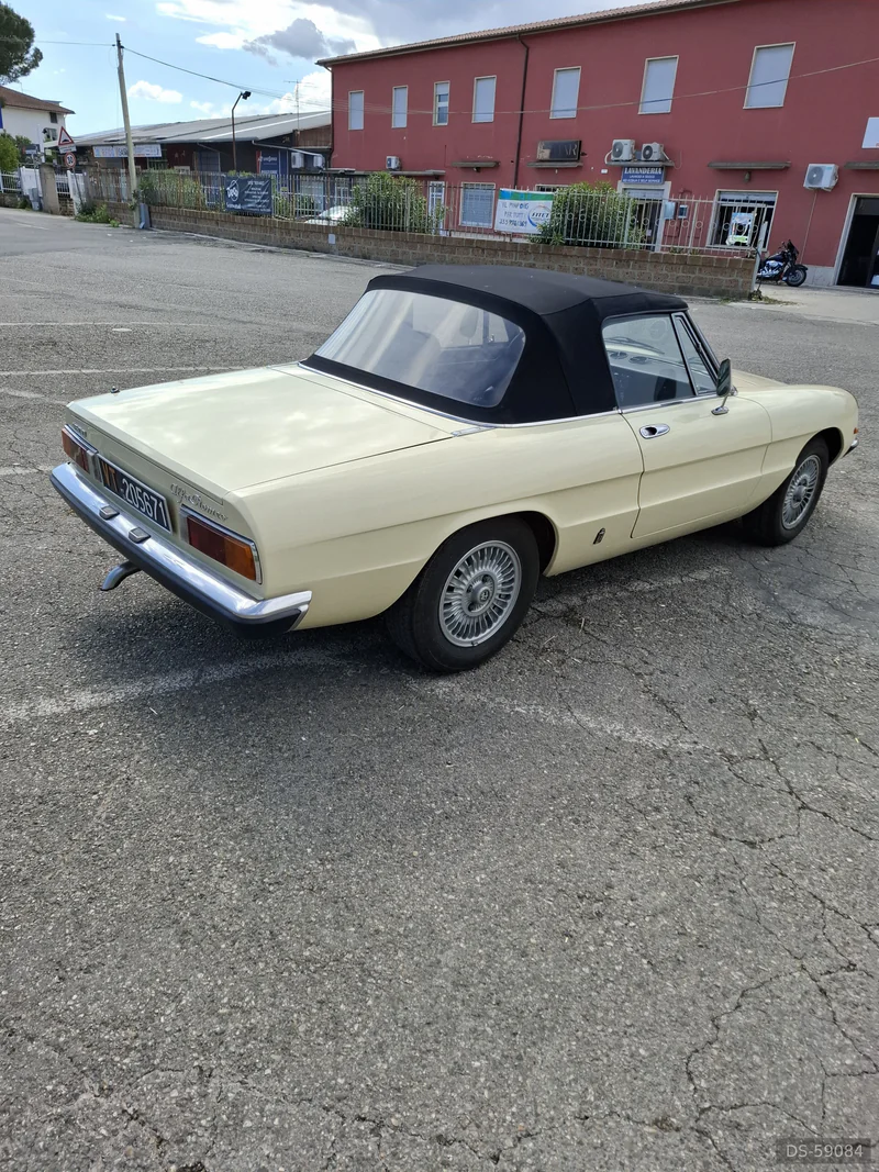 1982 Alfa Romeo Spider 1600 in Civita Castellana 2