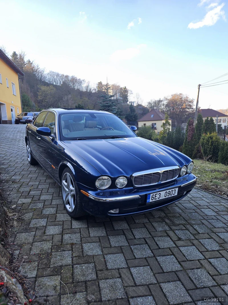 2006 Jaguar Xj in Všenory