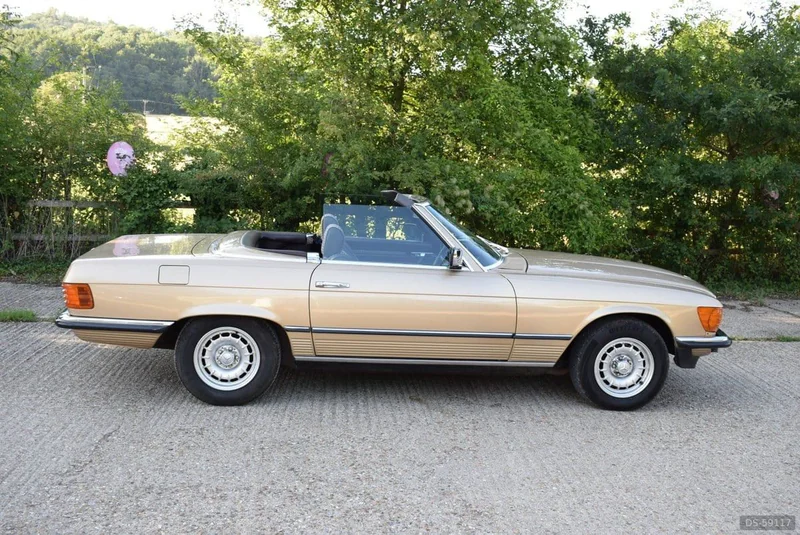 1985 Mercedes-Benz 300 Sl. R107 in Lyme Regis 5