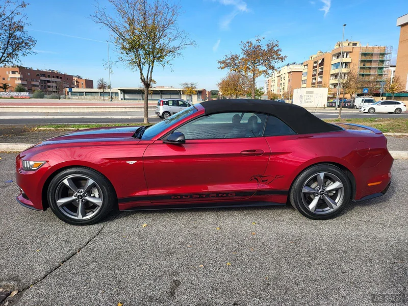 2016 Ford Mustang Cabrio 3700 V6 in Roma 6