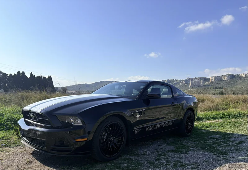 2013 Ford Mustang in Berre L’étang
