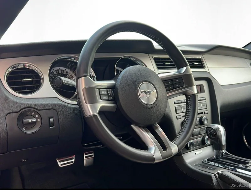 2013 Ford Mustang in Berre L’étang 8