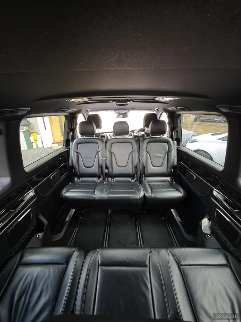 2015 Mercedes-Benz V Class in London 5