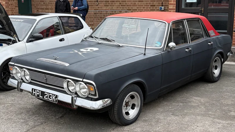 1970 Ford Zodiac Mk IV in Tamworth 4