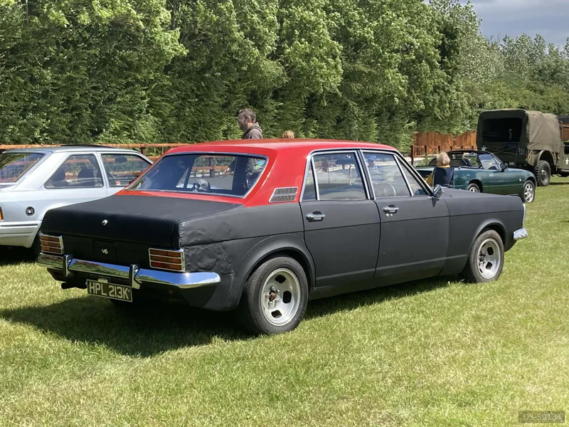 1970 Ford Zodiac Mk IV in Tamworth 2