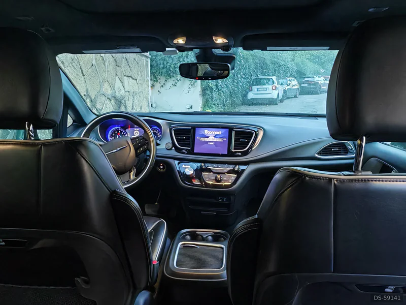 2019 Chrysler Pacifica in Roma 7